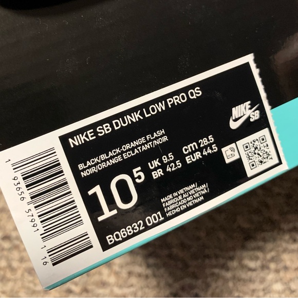 NIKE SB Dunk Low Raygun Tie-Dye BLK - Picture 4 of 4